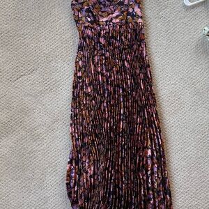 Vibrant Floral Maxi Dress with Pleats